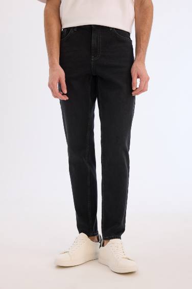 Slim Tapered Fit Straight Leg Jeans