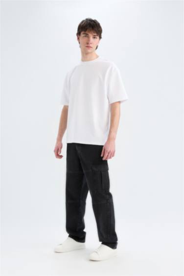 Relax Fit Straight Leg Jeans