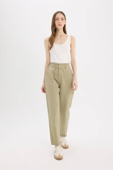 Джинсы с высокой талией и манжетами, подвернутые, с эффектом потертости