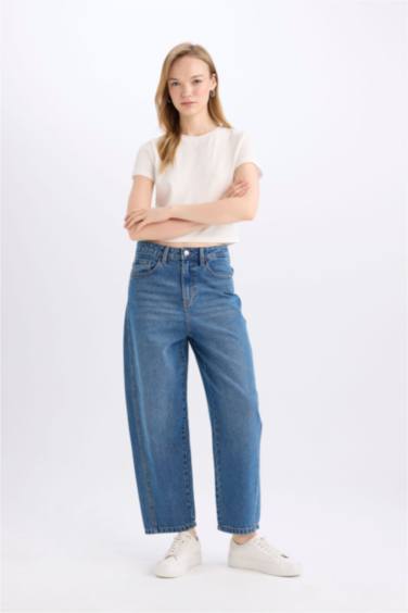 Jean taille haute longueur cheville Coupe carotte