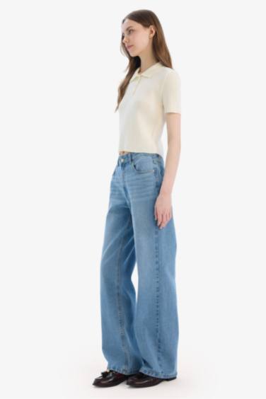 بنطلون جينز قصة مستقيمة واسعة بخصر عالي