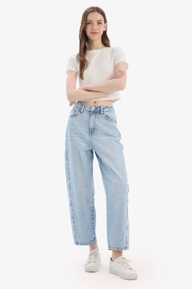 سروال جينز كاروت فيت بخصر عالي