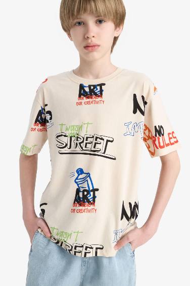 Ұлдарға дөңгелек жаға басып шығарылған қысқа жеңді Қысқа жеңді футболка