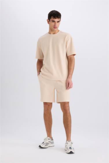 Short droit à coupe régulière