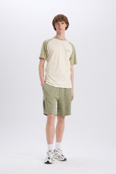 شورت كارجو قصة عادية برباط و جيب