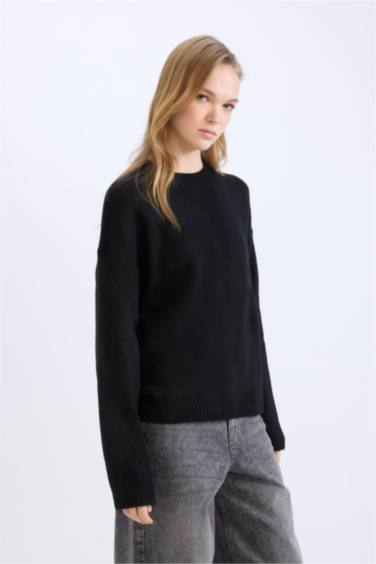 Oversize Fit Crew Neck Knitwear Pullover