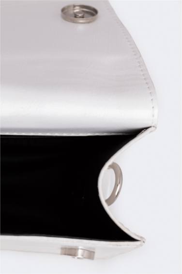 Woman Double Buckled Faux Leather Shoulder Bag