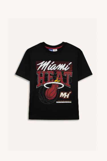 Ұлдарға NBA Miami Heat Лицензиялық қысқа жеңді Қысқа жеңді футболка