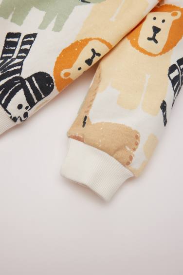 سويت شيرت ولادي قصة عادية بياخة مستديرة