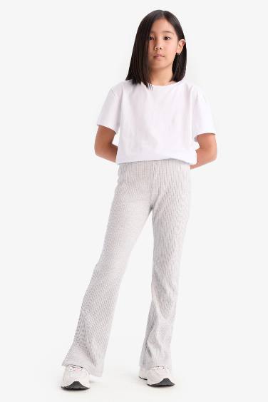 Детские леггинсы из ребристой ткани с клешированными штанинами