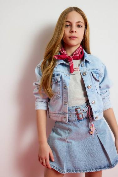 Veste en jean boutonnée avec poches pour fille