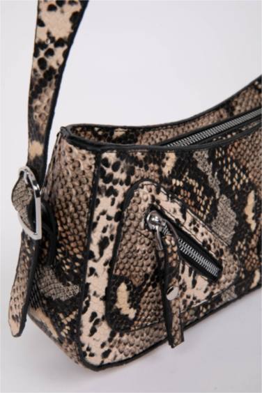 Женская сумка с эффектом змеиной кожи