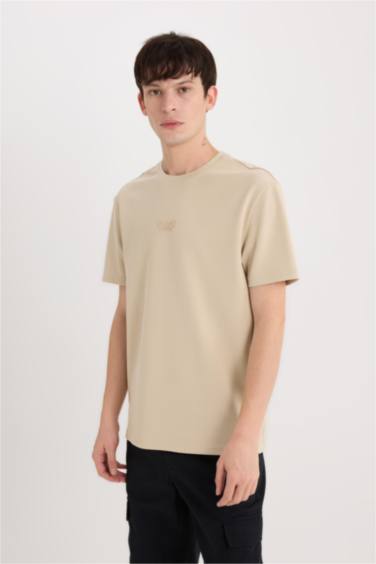 дөңгелек жаға минималл Қысқа жеңді футболка