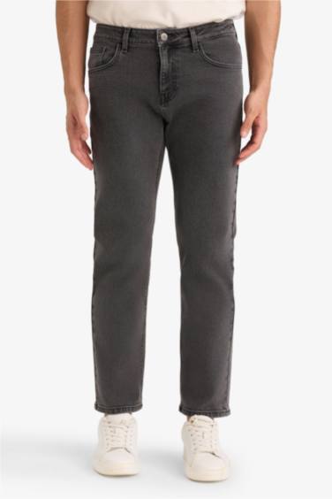 Sergio Regular Fit Normal Waist Straight Leg Jeans