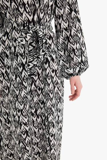 Regular Fit Crew Neck Printed Dress