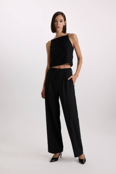 ديباردور ميش سليم فيت بياقة U بحمالات مزخرف