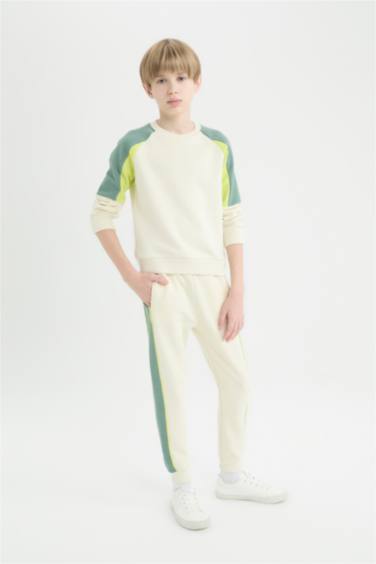 Ensemble de t-shirt à col rond imprimé et pantalon de survêtement pour garçon