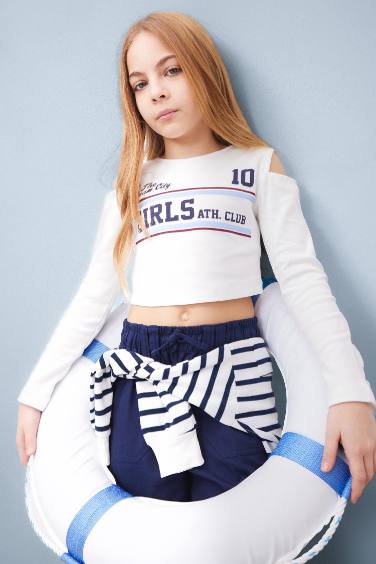 Girl Slim Fit Crew Neck Printed Ribbed T-Shirt