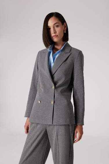 Sorbe x DeFacto Kruvaze Yaka Basic Düz Düğmeli Blazer Ceket