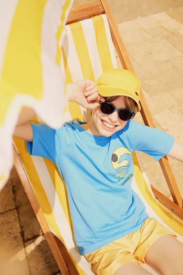 Boy Regular Fit Crew Neck Printed Short Sleeve T-Shirt