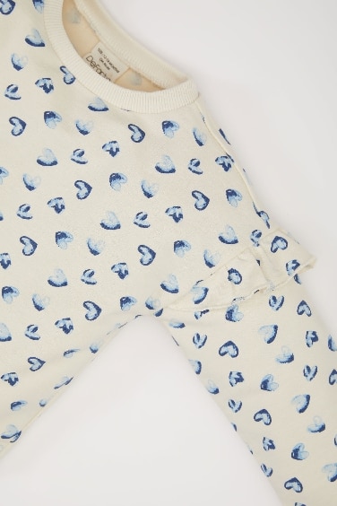 سويت شيرت بيبي بناتي قصة عادية بطبعة قلب