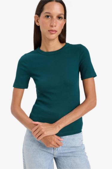 Woman Short Sleeve T-Shirt