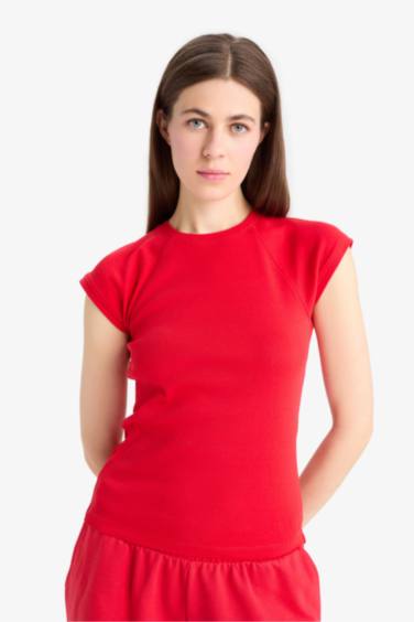 Slim Fit плотно обтягивающая футболка с круглым вырезом однотонная с коротким рукавом