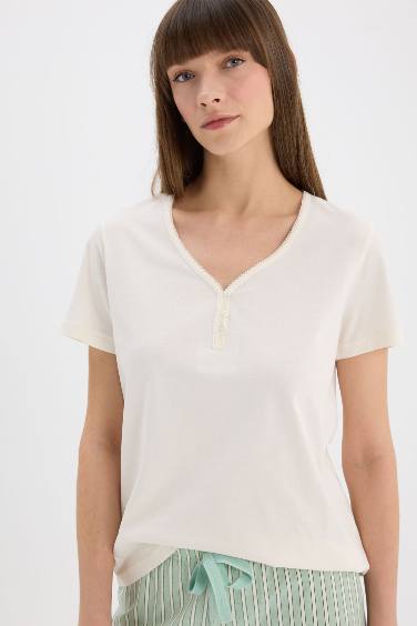 طقم محبوك قصة عادية نص كم - قطعتين