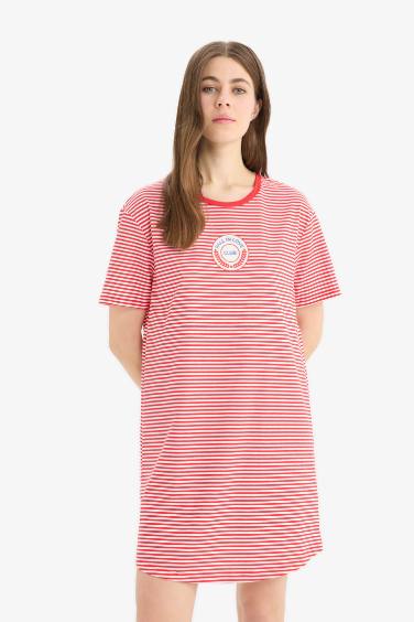 فستان نوم قصة عادية برقبة مستديرة من Fall in Love