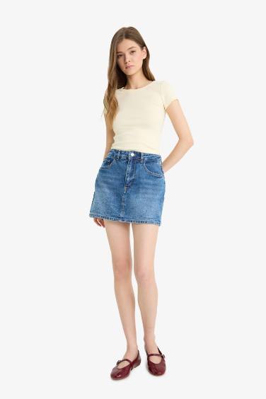 Woman Short Sleeve T-Shirt