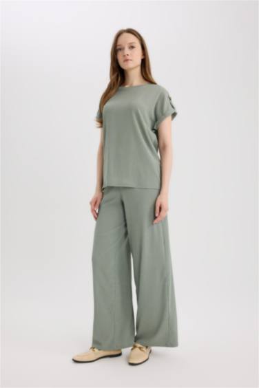 Брюки с прямыми штанинами, традиционного прямого кроя