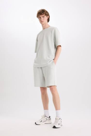 Шорты с прямыми штанинами