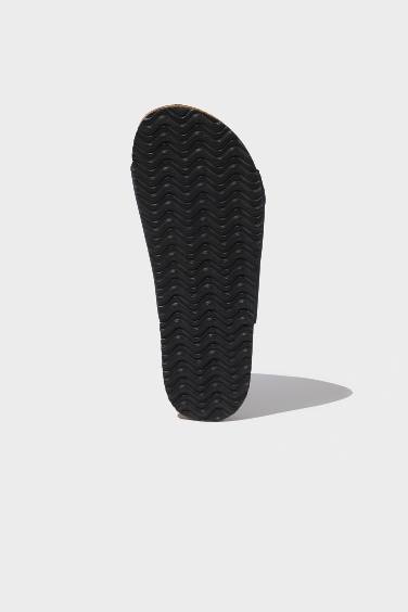 صندل اولادي كحلي بكعب مسطح