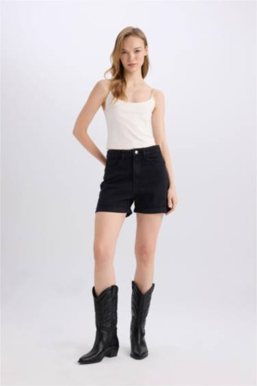 Mom Fit Yüksek Bel Katlamalı Paça Jean Şort