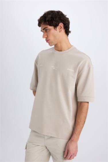 T-shirt ample imprimé à col rond et manches courtes