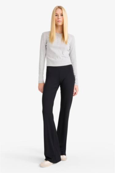 سروال مضلع برجل واسع