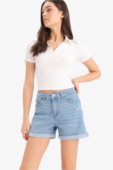 شورت جينز قصير بخصر عادي