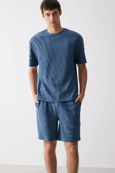 Boxy fit футболка с круглым вырезом и коротким рукавом