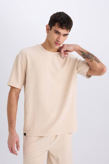 Boxy Fit Crew Neck Short Sleeve T-Shirt