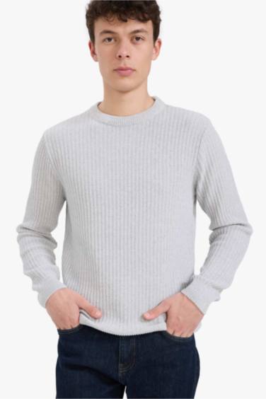 Standard Fit Crew Neck Knitwear Pullover
