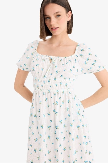 Square Neck Floral Crepe Short Sleeve Mini Dress