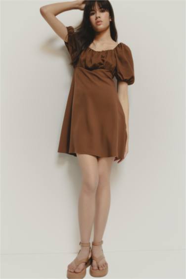 A Cut Square Neck Linen Midi Dress