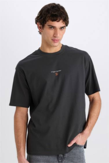 Boxy Fit Crew Neck Printed Short Sleeve T-Shirt