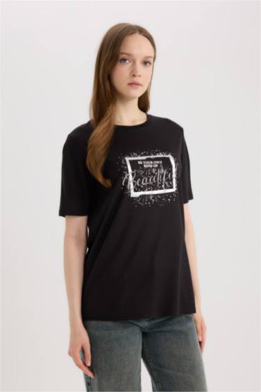 Traditional Regular Fit Crew Neck Short Sleeve T-Shirt