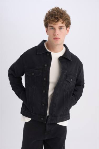 Джинсовая куртка стандартного кроя