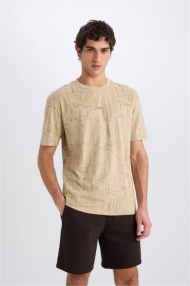 Boxy Fit Crew Neck Printed Short Sleeve T-Shirt