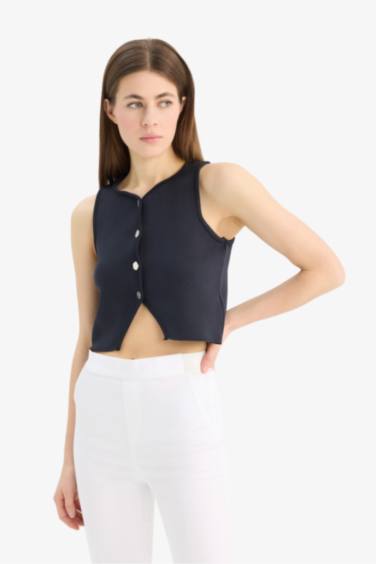 Regular Fit Crew Neck Black Knitted Vest