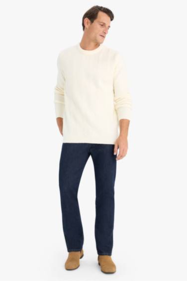 Standard Fit Crew Neck Knitwear Pullover