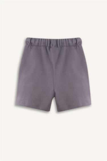 شورت بيبي ولادي بطبعة شعار قماش رقيق قصة عادية