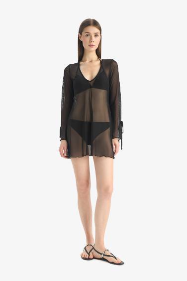 فستان بحر تول قصة عادية من Fall in Love